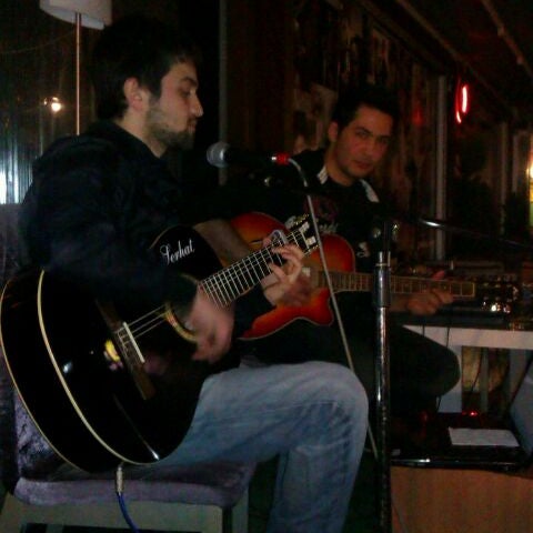 3/12/2012에 Ahmet T.님이 +359 Cafe &amp; Bistro에서 찍은 사진