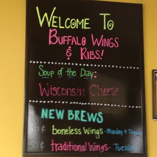 Buffalo Wings & Ribs 6439 W Jefferson Blvd