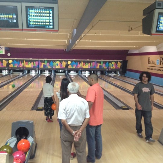 Bowl A Roll Lanes 1560 Jefferson Rd