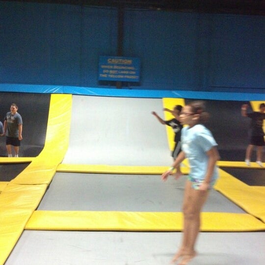 Photo taken at Bounce Trampoline Sports by Chas C. on 7/25/2012