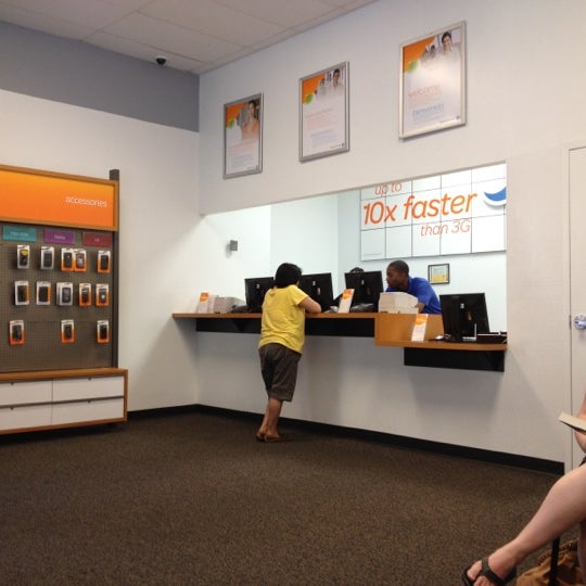 AT&T Mobile Phone Store in Walnut Creek