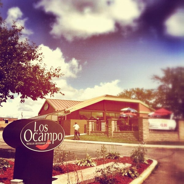 Photo taken at Los Ocampo by Tasty Lighting Supply on 8/9/2012
