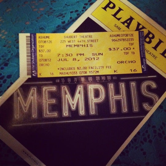 Foto tomada en Memphis - the Musical  por Sarah M. el 7/8/2012