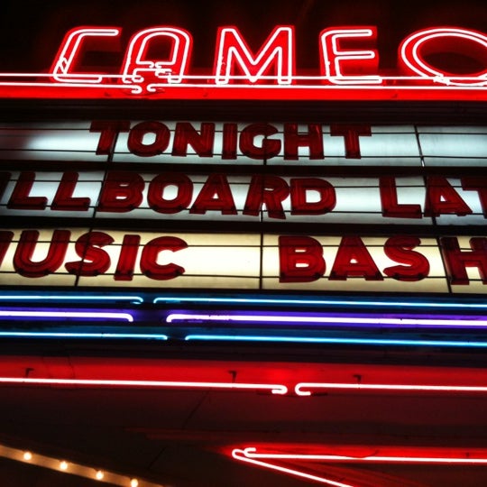Photo taken at Cameo Nightclub by Brenda Cisneros M. on 4/26/2012