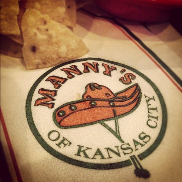 Photo prise au Manny&#39;s Mexican Restaurant par Justin M. le6/12/2012