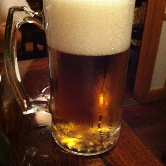6/9/2012 tarihinde Sherry T.ziyaretçi tarafından East Japanese Restaurant'de çekilen fotoğraf
