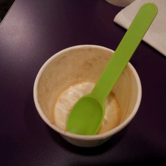 Photo taken at My Yo My Frozen Yogurt Shop by Ayanna W. on 5/16/2012