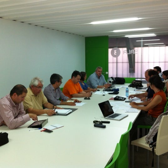 Photo taken at Webcafeina - Agencia de Marketing Online by nacho s. on 7/9/2012