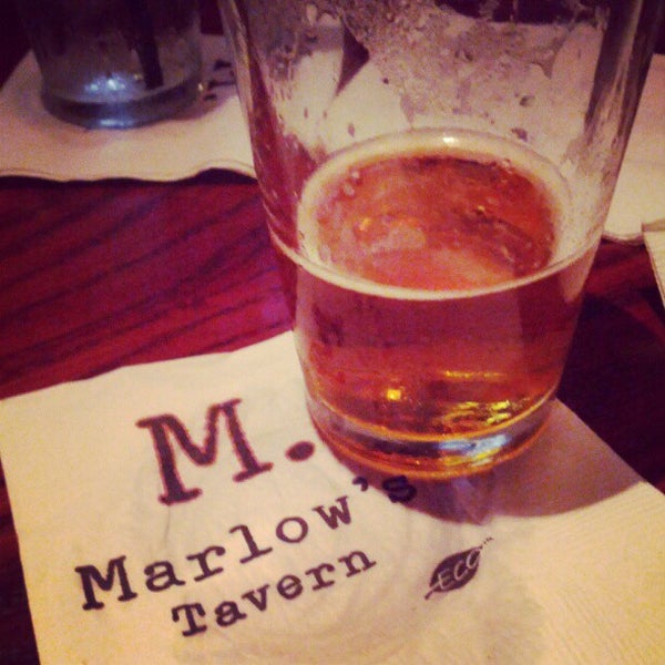 8/8/2012 tarihinde Michael O.ziyaretçi tarafından Marlow&#39;s Tavern'de çekilen fotoğraf