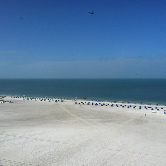 Foto scattata a Gullwing Beach Resort da Windy S. il 3/9/2012
