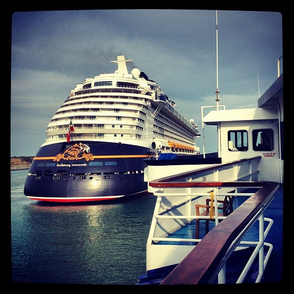 Das Foto wurde bei Victory Casino Cruises von Mindy S. am 3/29/2012 aufgenommen