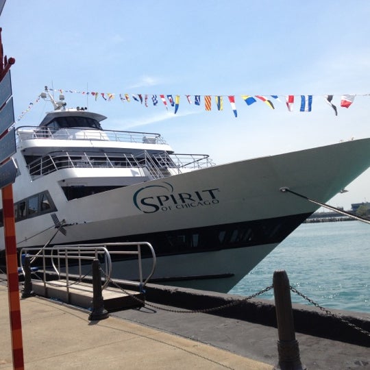 Das Foto wurde bei Spirit of Chicago Cruises von Gerald am 6/23/2012 aufgenommen