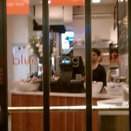 3/22/2012にDezがBlue Dog Cafeで撮った写真