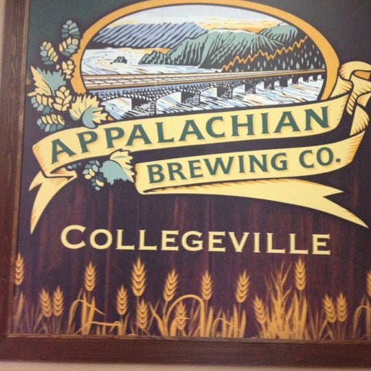 Foto tirada no(a) Appalachian Brewing Company por Bart L. em 6/6/2012