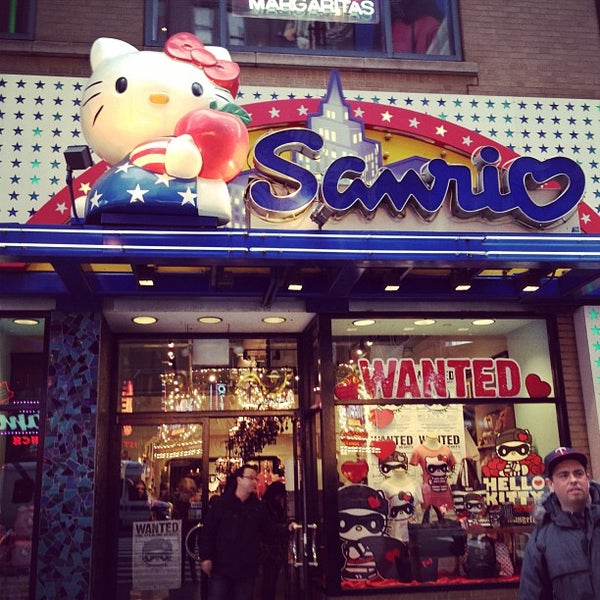 Hello Kitty!, Sanrio store Times Sq, NYC, Jennifer