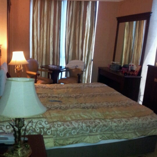 Das Foto wurde bei Hotel Bostancı Prenses von Esen K. am 7/11/2012 aufgenommen