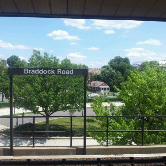 Photos at Braddock Road Metro Station Metro Station in Braddock Road