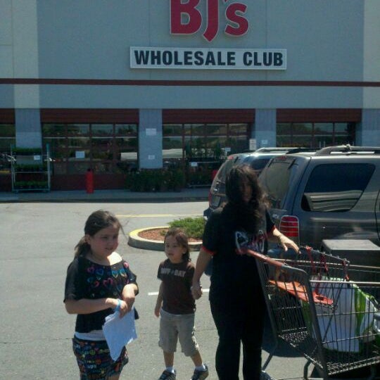 Photos at BJ's Wholesale Club Parlin, NJ