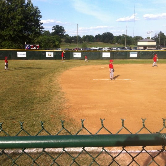 Golfmoor Ball Field Evansville West Side 2 tips