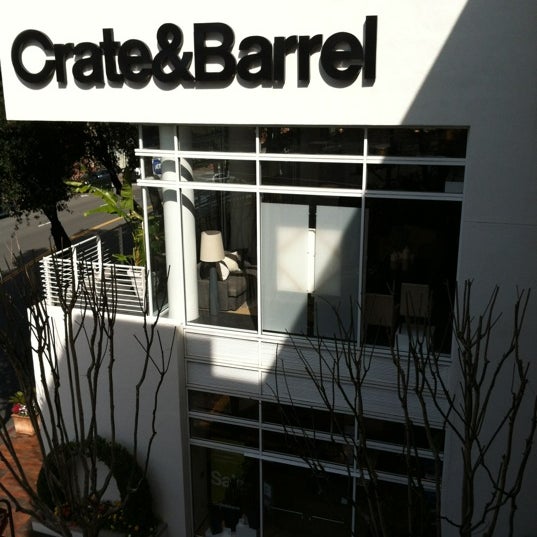 Photo taken at Crate &amp; Barrel by Ritchel E. on 3/19/2012