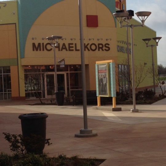 Michael Kors, 1901 NW Expressway, Suite 1011A, Oklahoma City, OK,  Accessories Fashion - MapQuest