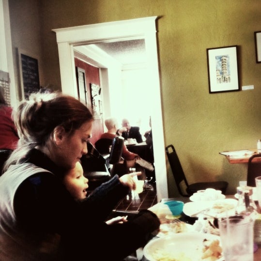 2/29/2012にGene E.がStone Soup Cafe &amp; Marketで撮った写真