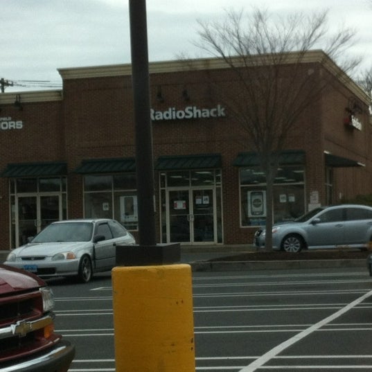 RadioShack (Now Closed) 4 tips
