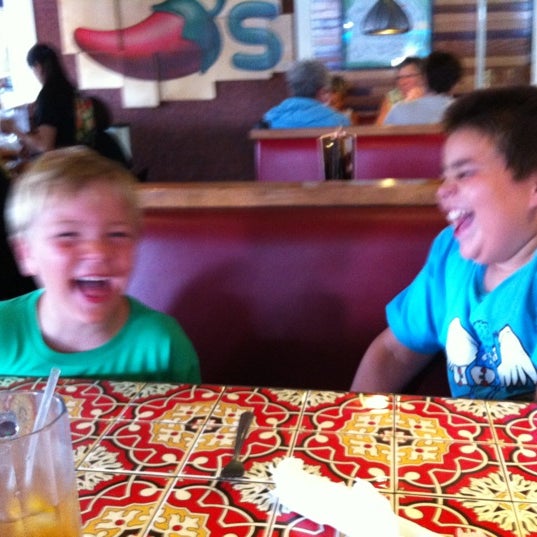 Photo taken at Chili&#39;s Grill &amp; Bar by Lynda P. on 7/26/2012