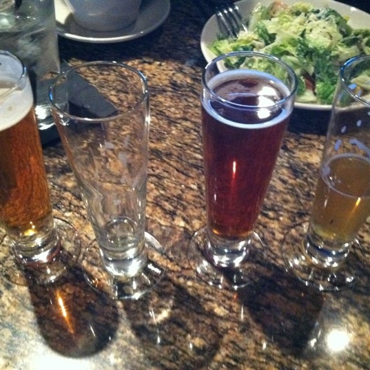 Photo taken at BJ&#39;s Restaurant &amp; Brewhouse by Keven M. on 2/3/2012