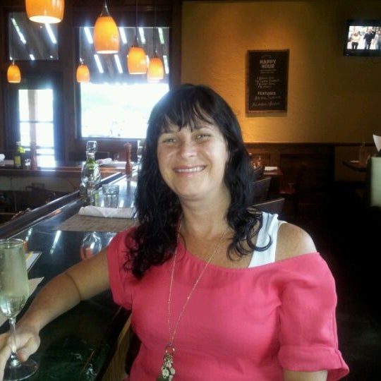 Photo taken at Romano&#39;s Macaroni Grill by Luis F. on 4/14/2012