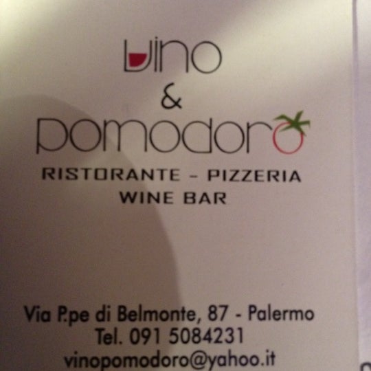 Foto tirada no(a) Vino &amp; Pomodoro por Roberta em 8/27/2012