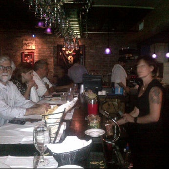 5/26/2012 tarihinde Mark Z.ziyaretçi tarafından La Boca Steaks'de çekilen fotoğraf