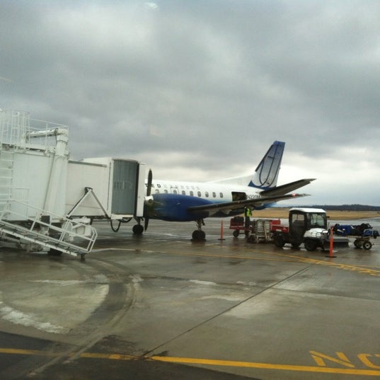 Foto tirada no(a) Greater Binghamton Airport / Edwin A Link Field por Craig S. em 2/15/2012