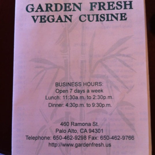 Снимок сделан в Garden Fresh Vegan Cuisine пользователем Mark T. 7/6/2012