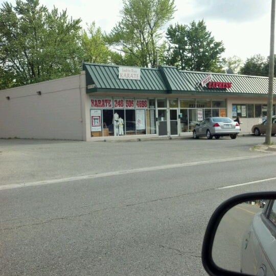 Holloway's Isshinryu Karate School Martial Arts Dojo in Waterford