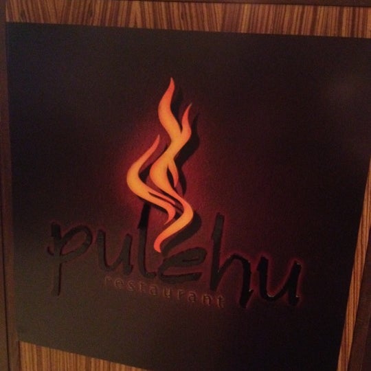 Foto scattata a Pulehu, An Italian Grill da Tina W. il 8/26/2012