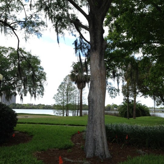 Lake Ivanhoe Lake in North Orange