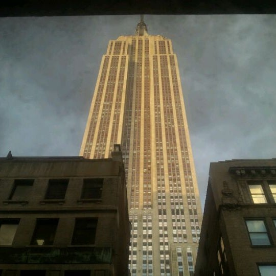 Das Foto wurde bei Nyma - The New York Manhattan Hotel von Cisqo M. am 3/9/2012 aufgenommen