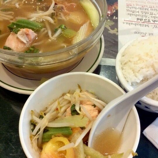 Sour fish soup! Oh it's so good!
