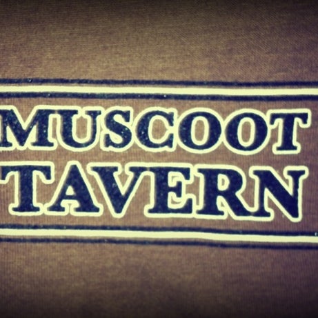 7/11/2012 tarihinde Farah A.ziyaretçi tarafından Muscoot Tavern'de çekilen fotoğraf