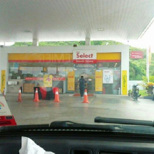 3/24/2012 tarihinde Syarifah Hamizah S.ziyaretçi tarafından Shell'de çekilen fotoğraf