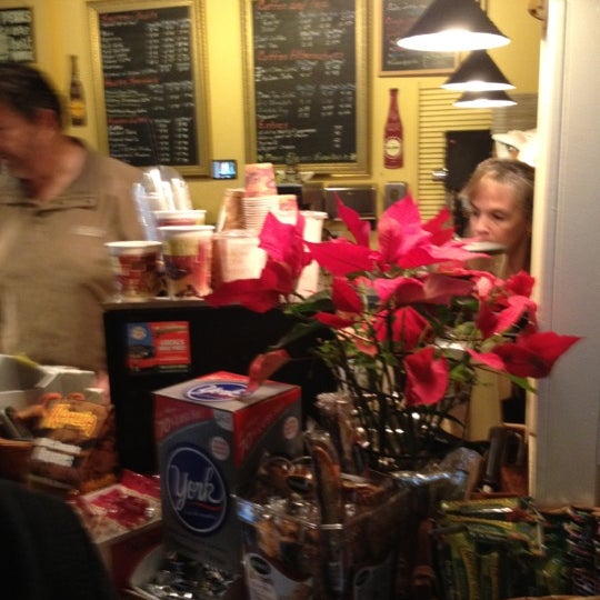 3/10/2012にStevenがCity Perks Coffee Co.で撮った写真