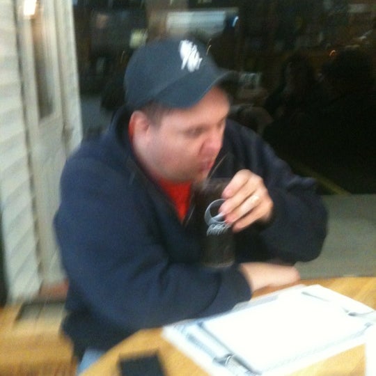 รูปภาพถ่ายที่ The Original Breakfast Place โดย Al H. เมื่อ 4/15/2012