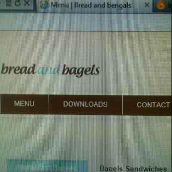 6/4/2012にL B.がBread and Bagelsで撮った写真