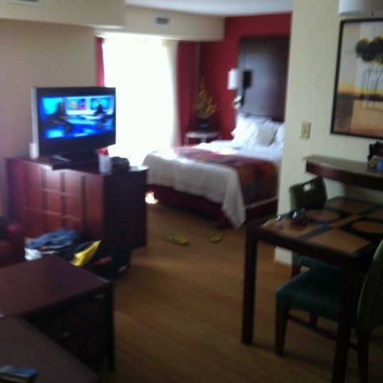 Photo taken at Residence Inn Tallahassee North/I-10 Capital Circle by Andy T. on 5/25/2012