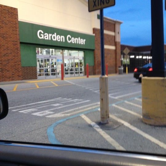 Walmart Supercenter - 19 tips from 1671 visitors