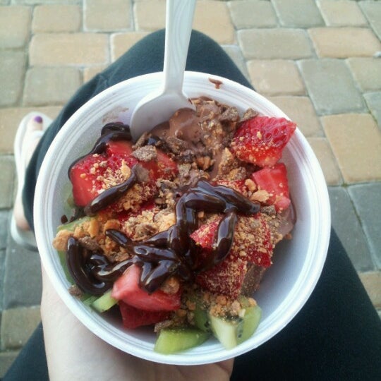 The Skinny Dip Frozen Yogurt Bar Frozen Yogurt Shop in Virginia Beach