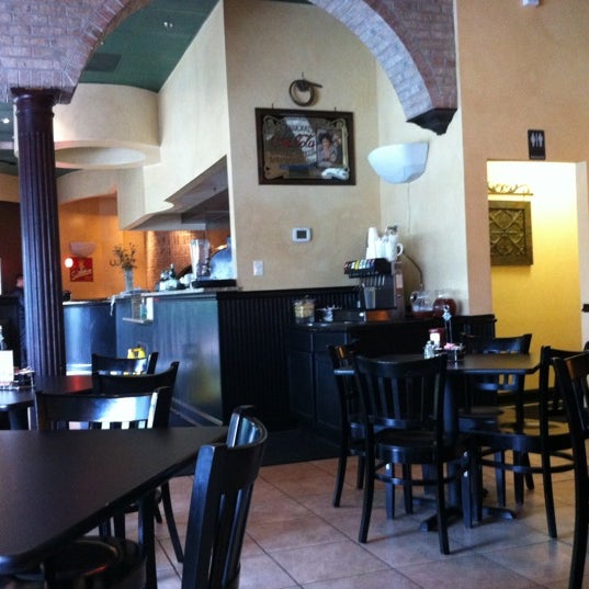 restaurants near kingstowne movie theater Melany Keeton