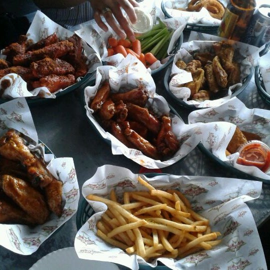 Wings Army (Agora fechado) Calzada de los Arcos 31D