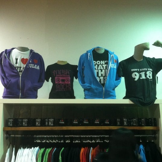 5/11/2012에 Monikah G.님이 Ida Red General Store에서 찍은 사진